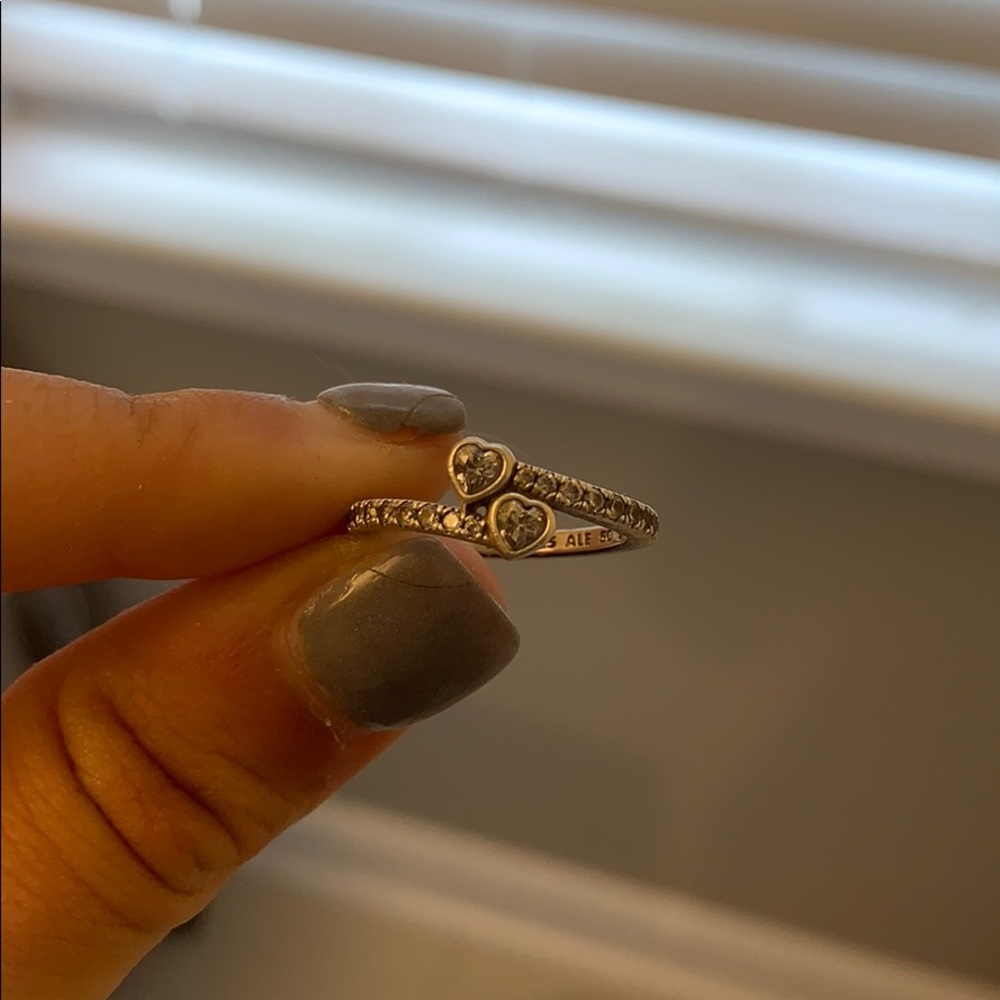 Pandora ring